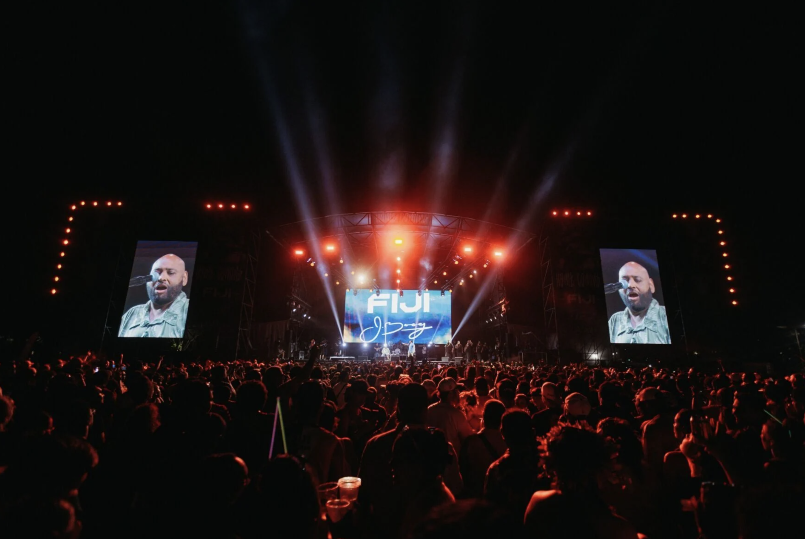 Thousands gathered at the 2025 A Hui Hou tribute concert honoring George FIJI Veikoso in Waikīkī